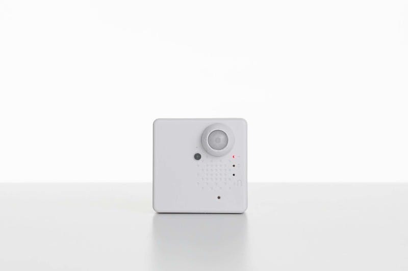 A room presence sensor that collect accurate data on how your meeting rooms are being utilized for more effective room booking.